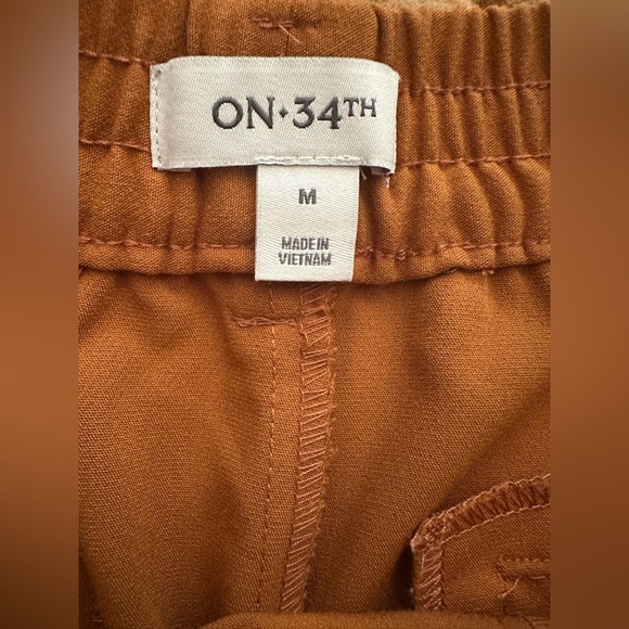 On 34th Women’s Double Weave Pull On Ankle Pants - Size M - Picture 5 of 6